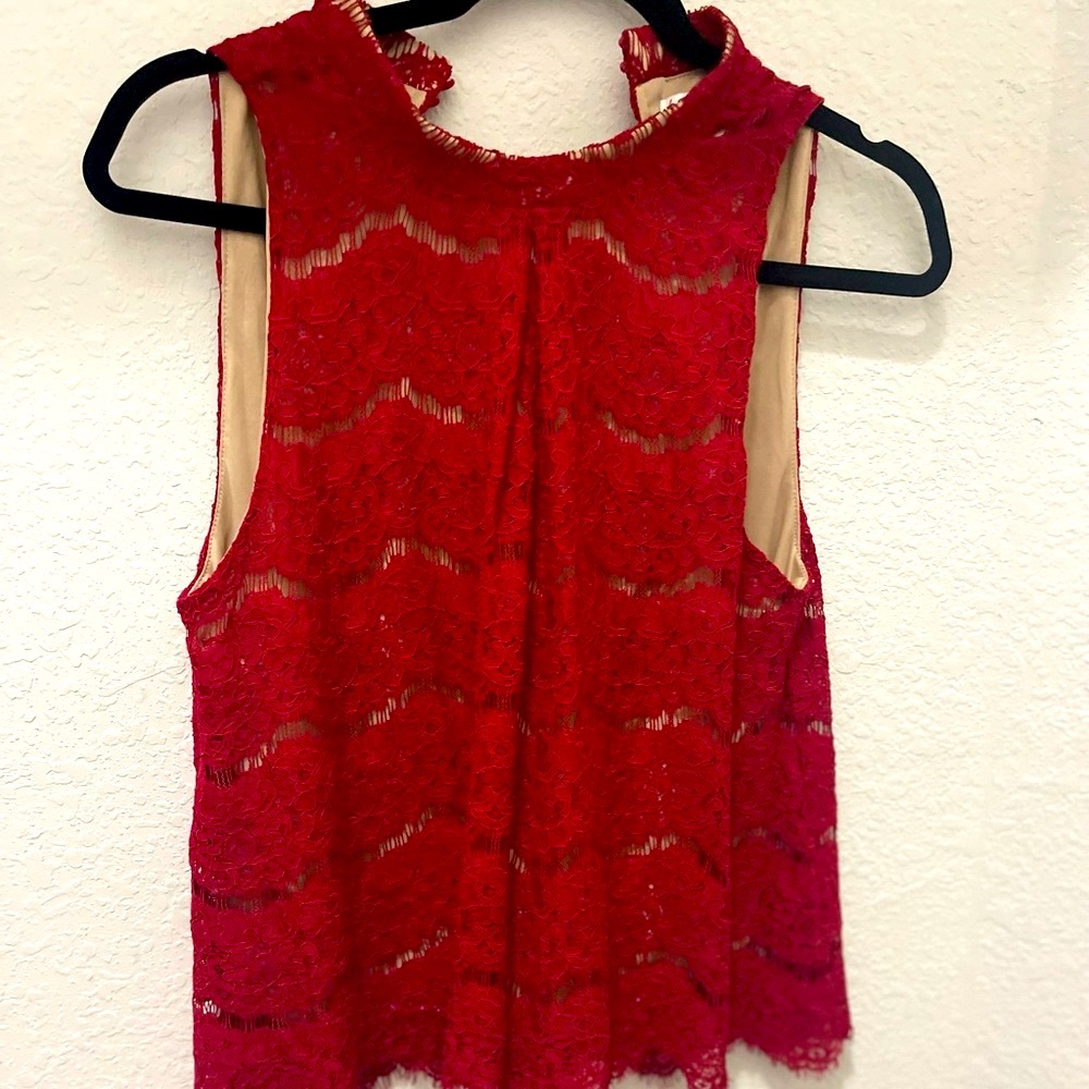 🌸 Bold Red Lace Tank | Flirty, Fun & Effortlessly Chic 🔥